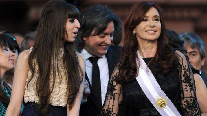 Piden embargo de los bienes de Maacuteximo y Florencia Kirchner