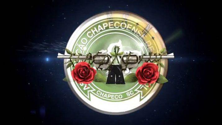 Guns N Roses dedicoacute Knockin on heavens door a viacutectimas de Chapecoense
