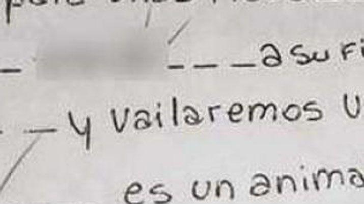 Autoridades de la escuela en donde ejerce la docente que escribioacute vailaremos en un examen reconocieron el error