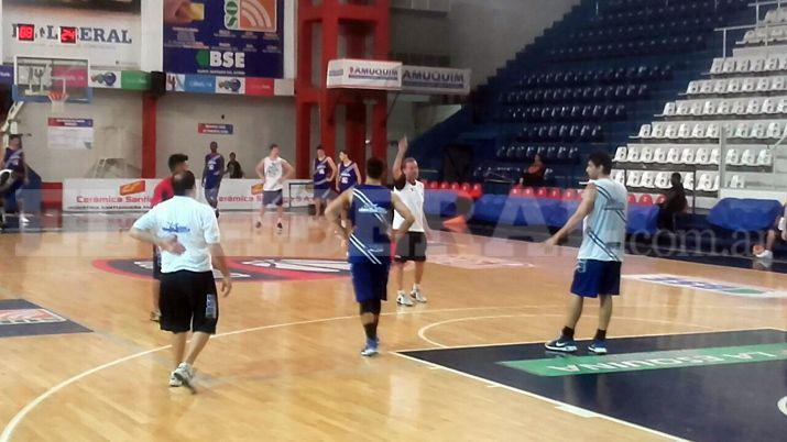 Quimsa ya entrena con nuevo director teacutecnico