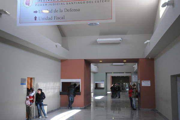 Pediraacuten detencioacuten de policiacutea por acoso