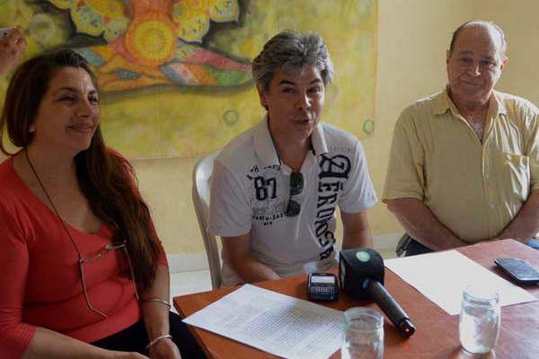 Folclore tangos y milongas es la propuesta de Adatise