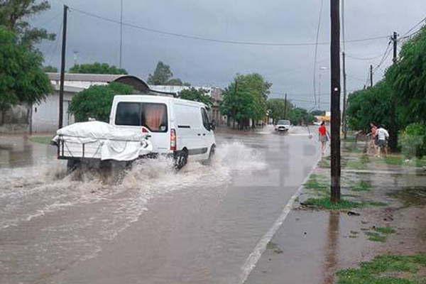 Intensas lluvias castigaron al sudeste provincial y anuncian maacutes precipitaciones