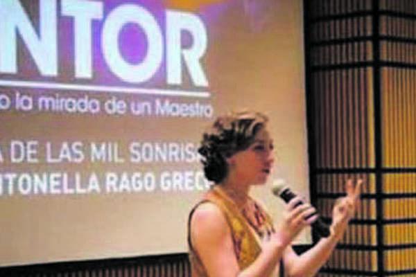 El Mentor premioacute el cortometraje  de una cineasta santiaguentildea