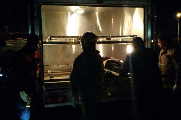 Una joven madre perdioacute la vida en el acto en un choque entre dos motos