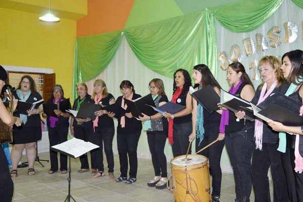 El Coro Municipal Femenino honroacute a la Virgen en Catamarca