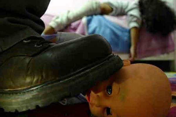 Preso por abusar de su hijastra quiere esperar el juicio oral en libertad