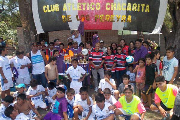 La provincia se adhirioacute a los festejos por los 71 antildeos del Club Chacarita 