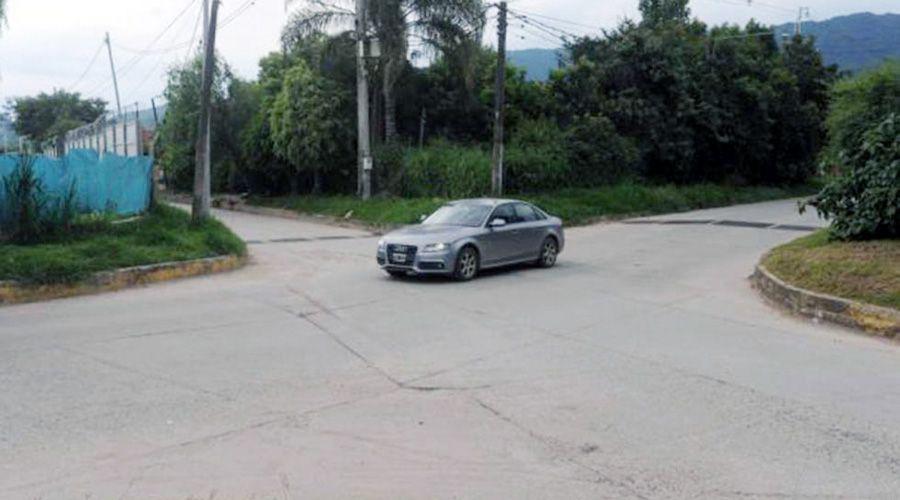 Golpearon y apuntildealaron a una mujer para robarle y perdioacute su embarazo