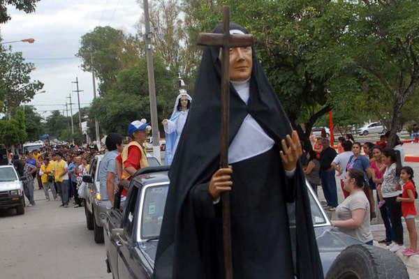 Continuacutea el programa de homenajes en honor  a la Virgen de Loreto