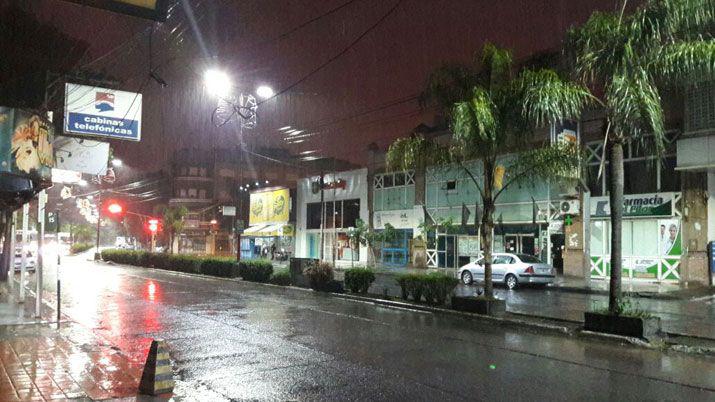 Santiago amanecioacute bajo una persistente lluvia