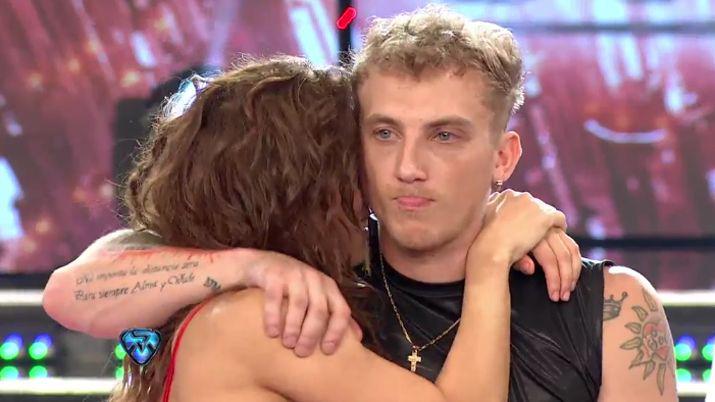 El Polaco arrasoacute en el teleacutefono y eliminoacute a Carla Conte