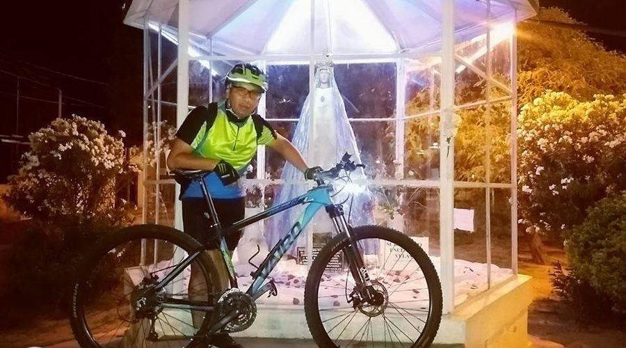 Un nuevo grupo de peregrinos partioacute esta madrugada hacia Catamarca