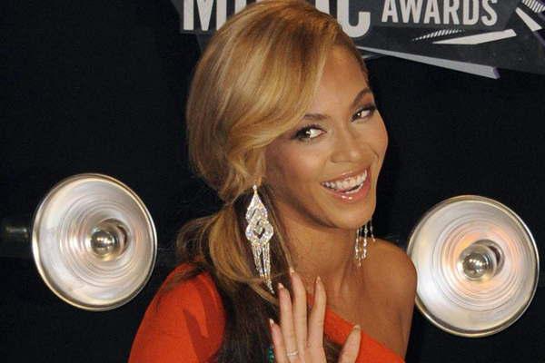 Con 9 nominaciones Beyonceacute es la gran favorita en los Grammy 2017 