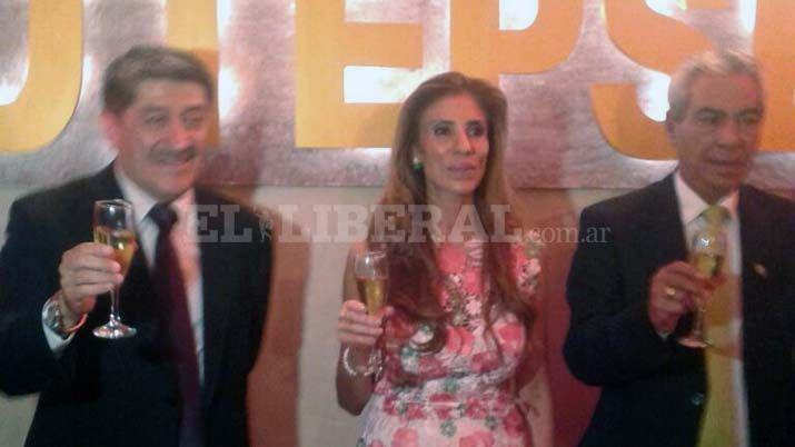 La gobernadora brindoacute en Utepse por el Diacutea del Empleado Puacuteblico