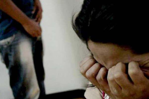 Adolescente confesoacute a su madre que era violada por su padre