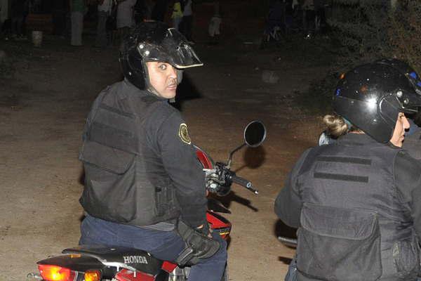 Adolescentes presos por pasear con una tumbera en la zona sur