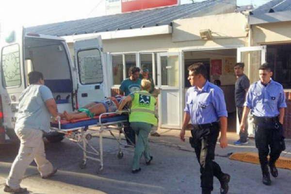 Dos peregrinos que viajaban en motos fueron atropellados