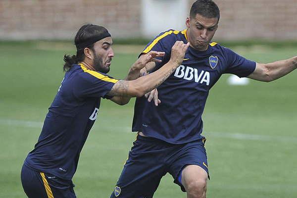 Ni el Apache ni Pablo Peacuterez hicieron fuacutetbol ayer pero sus presencias ante River estaacuten garantizadas