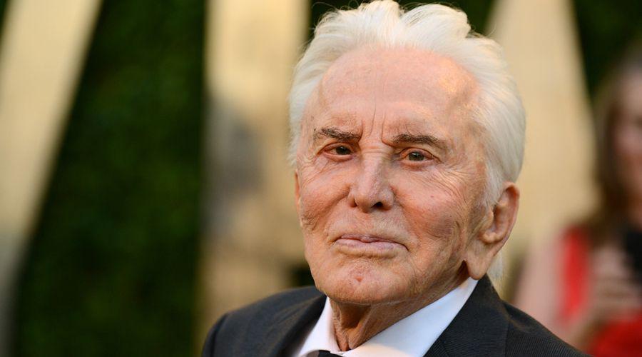 Kirk Douglas cumple cien antildeos