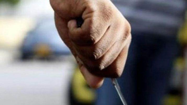 Joven fue despojada de 7 mil pesos en violento robo