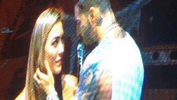 Maluma fascinado con una santiaguentildea