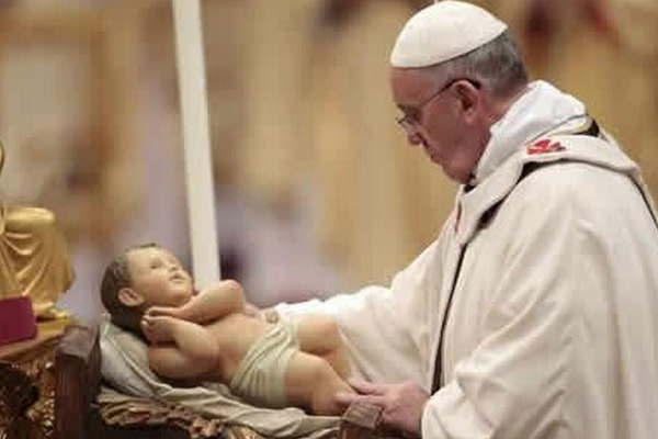 El Papa comparoacute el drama migratorio con el nacimiento de Jesuacutes