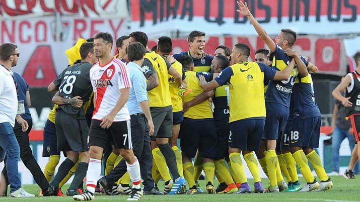 Boca goleoacute a River por 4 a 2 en el Monumental