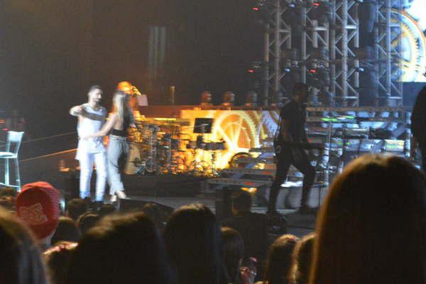 Creo que la gente comuacutenmente tiende a ser cruel con las personas exitosas