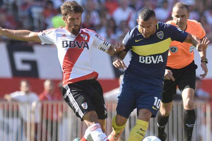 Tévez fue la figura del encuentro que Boca le ganó a River por 4 a 2