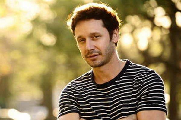 Afirman que Vicuntildea fue internado por una amigdalitis