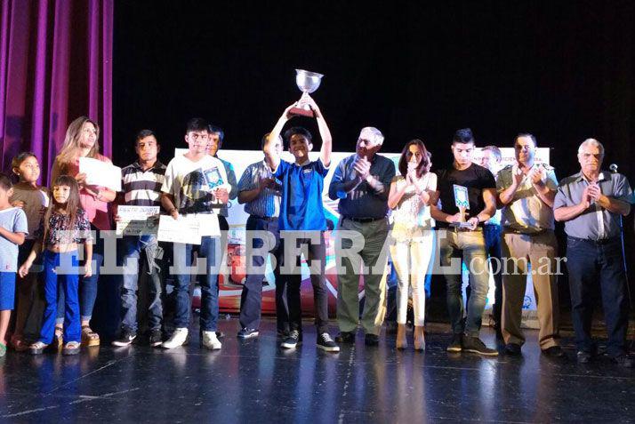 Mauricio Suaacuterez fue elegido el mejor deportista del antildeo