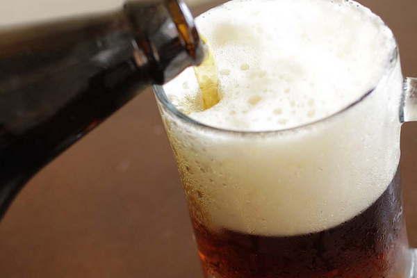 Los precios de cervezas subieron hasta 6-en-porciento- entre 2 y 3 seguacuten el envase 