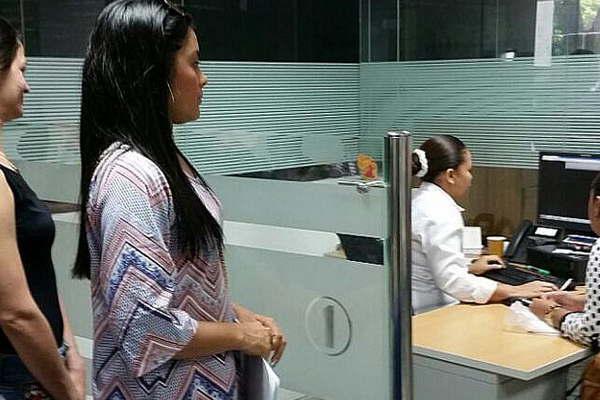 El sector privado perdioacute casi mil empleos