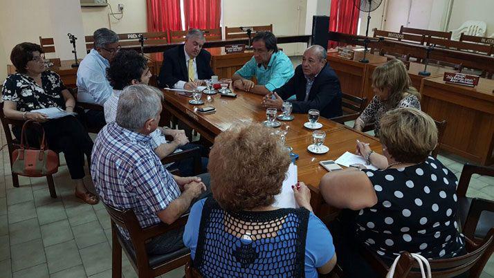 Concejales analizan el plan de obras puacuteblicas 2017 que preveacute el municipio capitalino