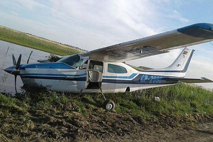 La avioneta fue secuestrada por la policía