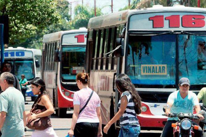 El acuerdo fue alcanzado entre la UTA y el sector de empresarios del transporte Foto archivo