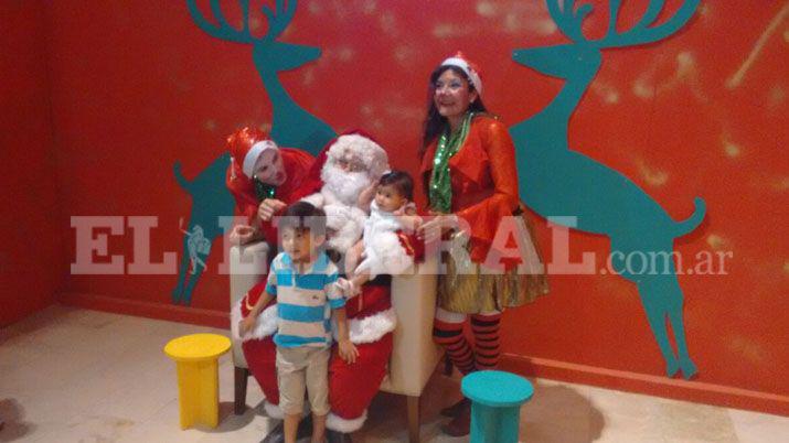 El complejo Juan F Ibarra se viste de Navidad