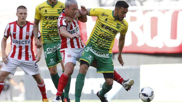 Estudiantes lo buscó pero no pudo ante su gente y dejó escapar el primer puesto