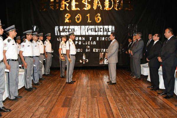 Egresaron cadetes del Liceo Policial Coronel Juan Francisco Borges 