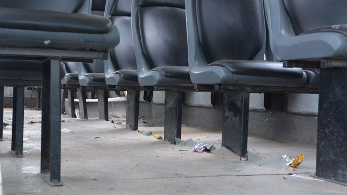 Ruta 9- Accidente muacuteltiple entre colectivo y tres autos