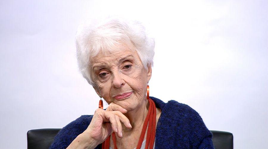 Fernaacutendez Meijide y la caiacuteda de De la Ruacutea 15 antildeos atraacutes