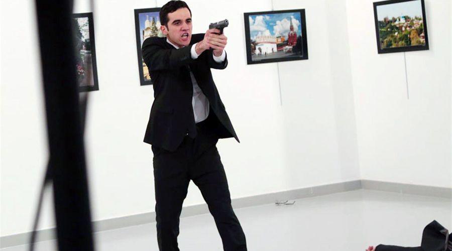 Arrestan a la familia del asesino del embajador ruso