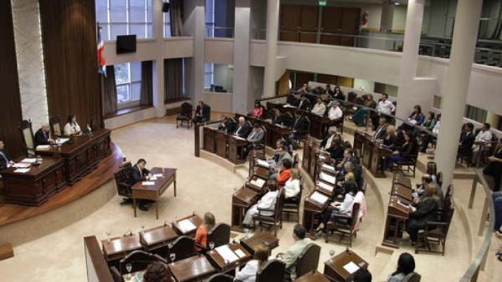 SESIÓN La C�mara de Diputados aprobó el presupuesto provincial 2017