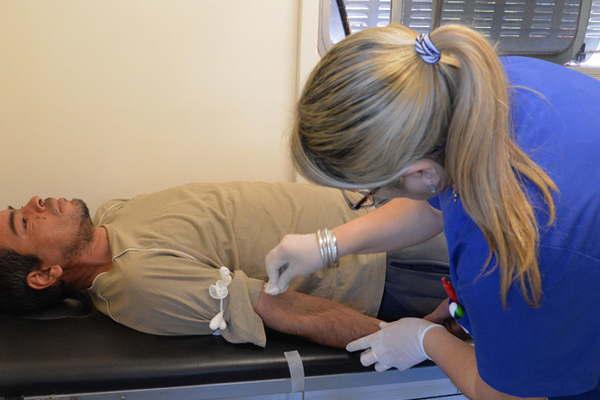 Mantildeana habraacute una colecta de sangre