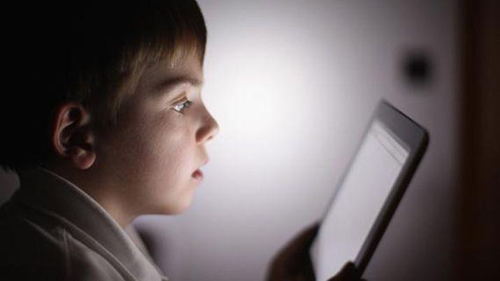 Detienen a un joven que le roboacute la tablet a un nintildeo