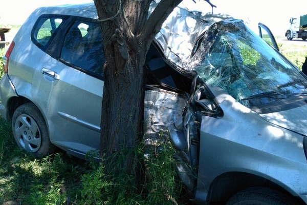 Pareja brasilentildea protagonizoacute un accidente en Ruta 34