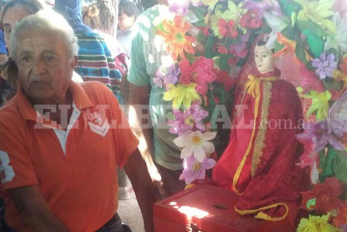 Miles de fieles honran a San Esteban en Sumamao