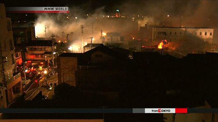 Imgenes captadas por los medios locales de la ciudad de Itoigawa en la zona costera de Japón