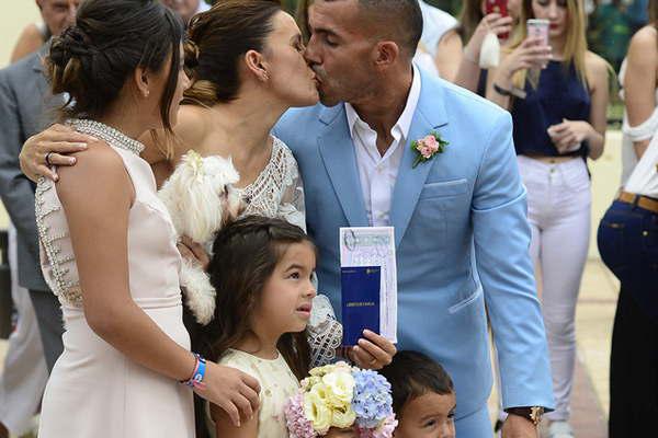 Carlitos y Vanesa historia de amor a prueba de todo